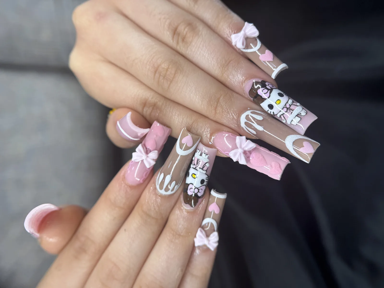 Pink Hello Kitty bow set
