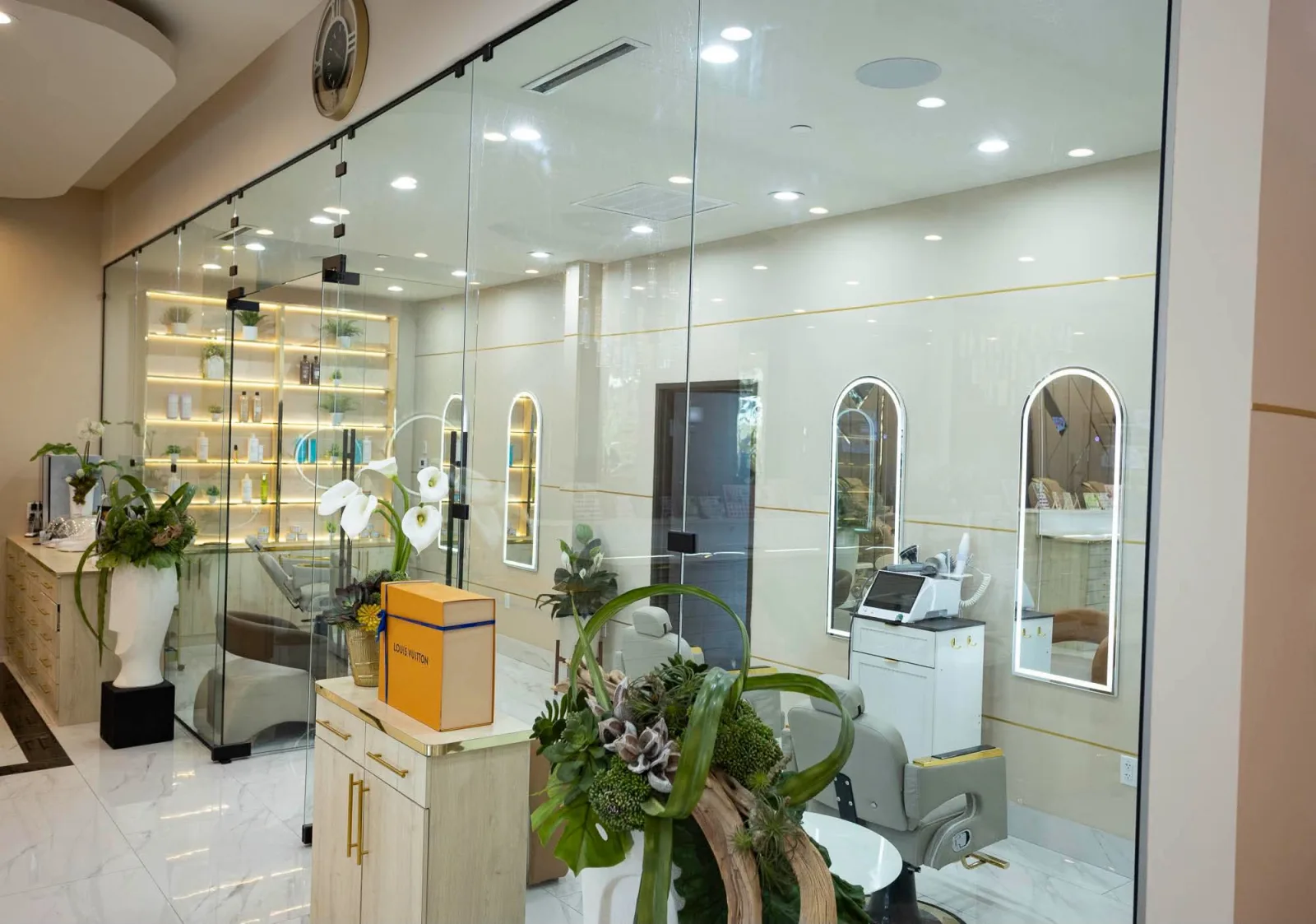 Private head-spa suites